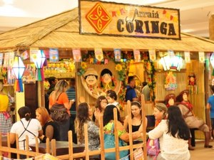 Arraiá Coringa fica no shopping até terça-feira