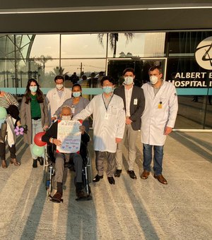 [Vídeo] Após 257 dias internado, empresário José Hipólito recebe alta hospitalar