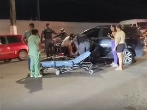 Motociclista fica ferido após colisão entre moto e carro em Arapiraca