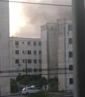 Mulher invade e coloca fogo em apartamento no bairro do Antares