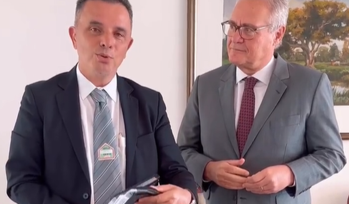 Ex-prefeito de União preserva laço com Renan Calheiros apesar de JHC