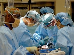 MEC autoriza formatura antecipada para estudantes de medicina