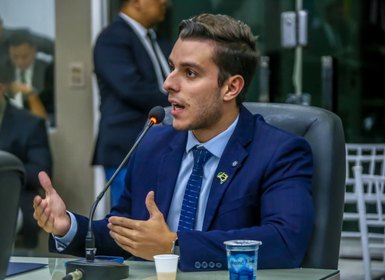 Caio Bebeto destaca novos cursos profissionalizantes gratuitos oferecidos pela Prefeitura de Maceió