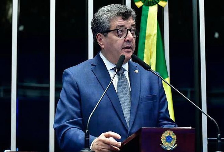 Fernando Farias compõe comissão que vai aos EUA negociar taxação de Trump