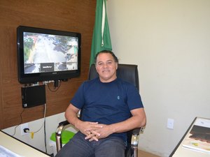 Prefeito de São Miguel dos Milagres reassume suas funções no município
