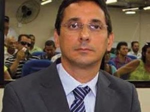 Após pedido de exoneração, vice-prefeito de Palmeira dos Índios deve assumir Saúde