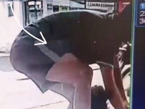 Vídeo flagra assalto na Pajuçara; polícia pede ajuda da população