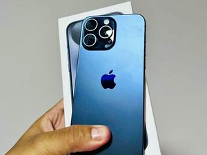 Homem compra iPhone 15 Pro Max pela OLX e acaba na delegacia