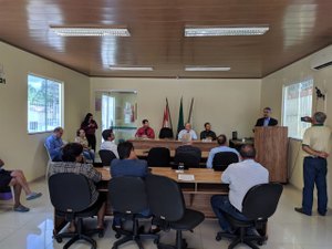 Francisco Tenório defende trabalhadores da educação e reivindica melhorias no abastecimento de água em Messias