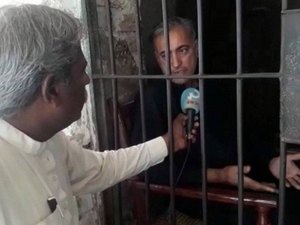 Pediatra é preso por reutilizar seringas e contaminar 900 crianças com HIV