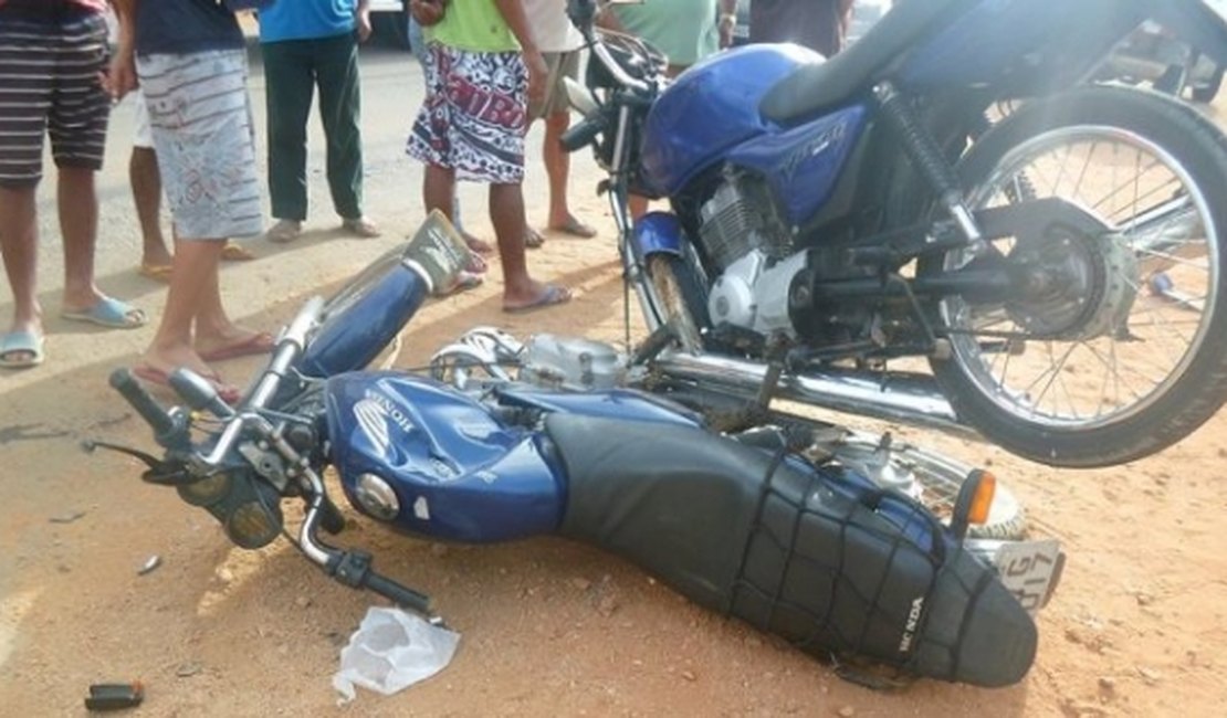 Acidente com duas motos deixa seis vítimas no povoado Canaã