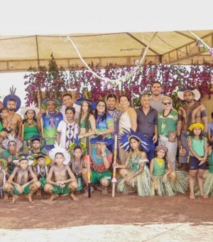 Prefeito de Palmeira dos Índios participa de festividades na Aldeia Coité