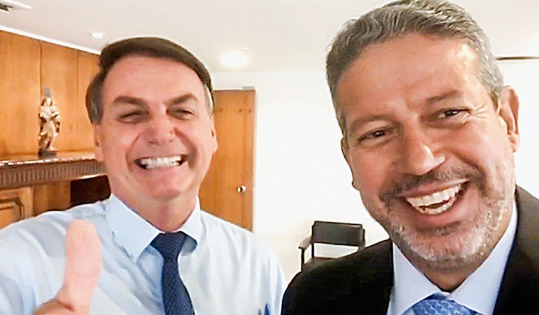 Arthur Lira promete ajudar Bolsonaro com anistia, mas pede apoio ao Senado como moeda de troca