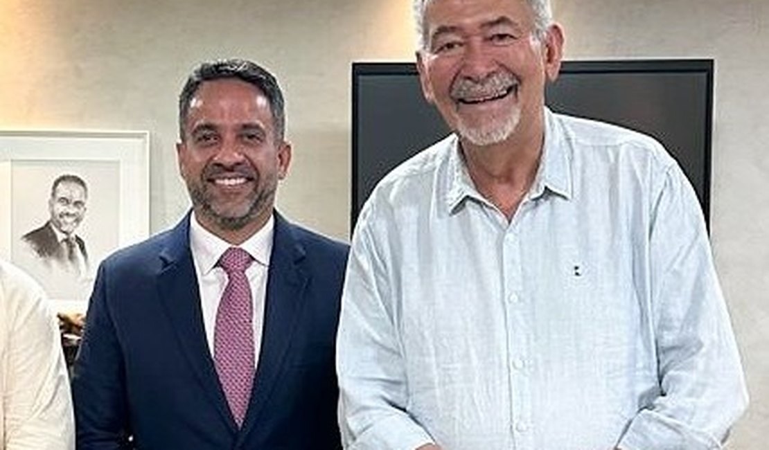 Prestes a perder espaço no governo, Paulão defende greve de educadores e tensiona relação com Dantas