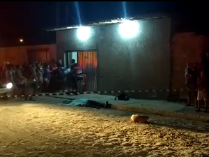 [Vídeo] Jovem com passagem pela polícia é assassinado em frente a um bar no Agreste