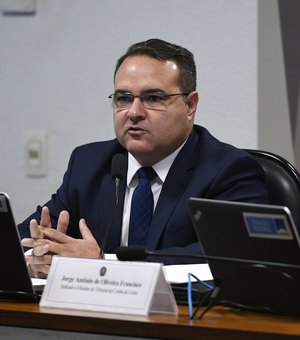 Bolsonaro nomeia Jorge Oliveira para vaga de ministro do TCU