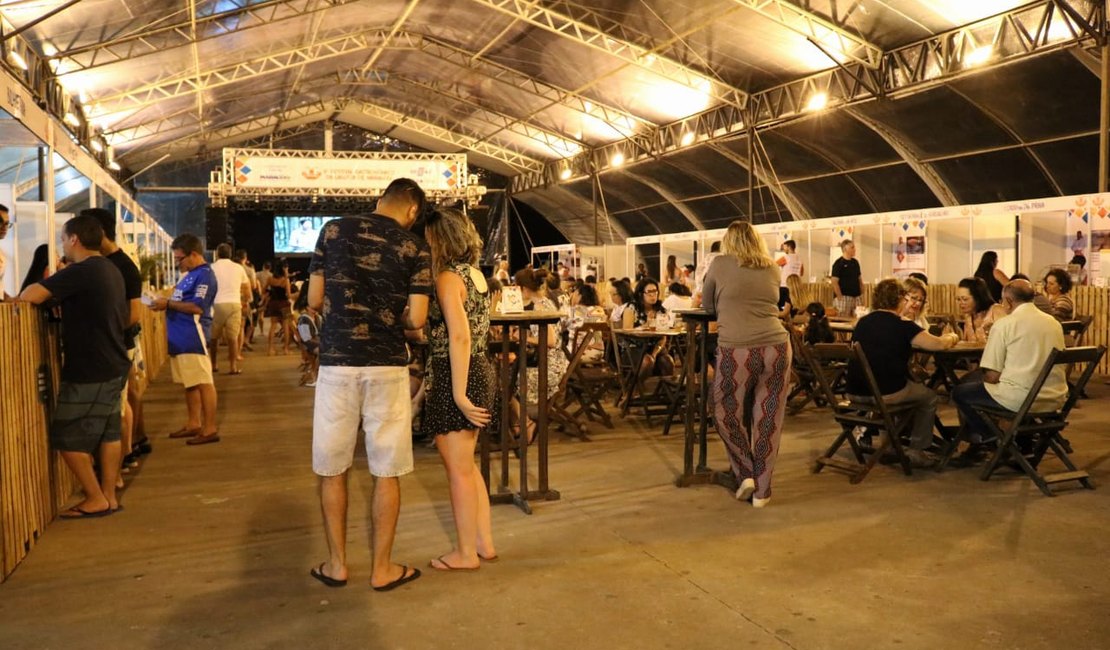 Arena Gastronômica bate recorde de vendas no Festival da Lagosta de Maragogi