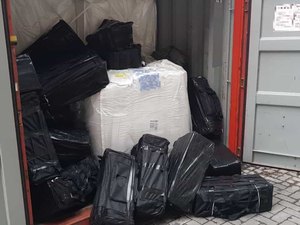PF apreende 1,3 tonelada de cocaína em jato executivo no aeroporto de Fortaleza