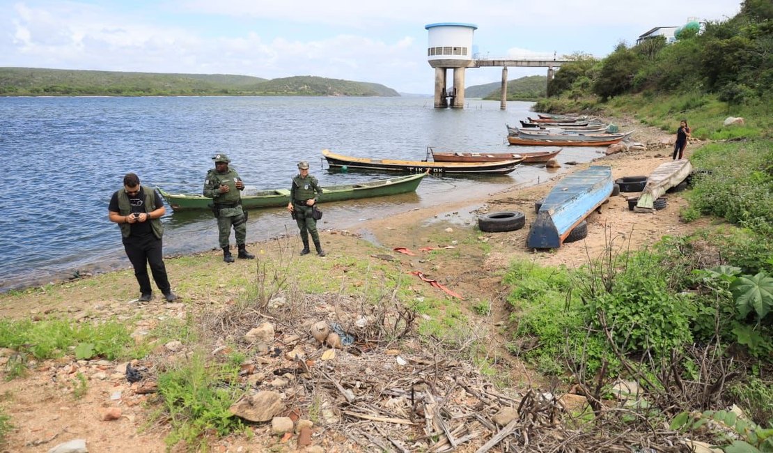 Fiscalização encontra lixão sem recuperação e esgoto lançado no Rio São Francisco