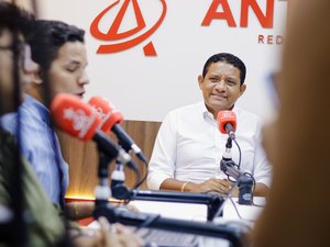 Prefeito Júlio Cezar faz balanço do governo em entrevista à rede de Rádios e TV Antena 7