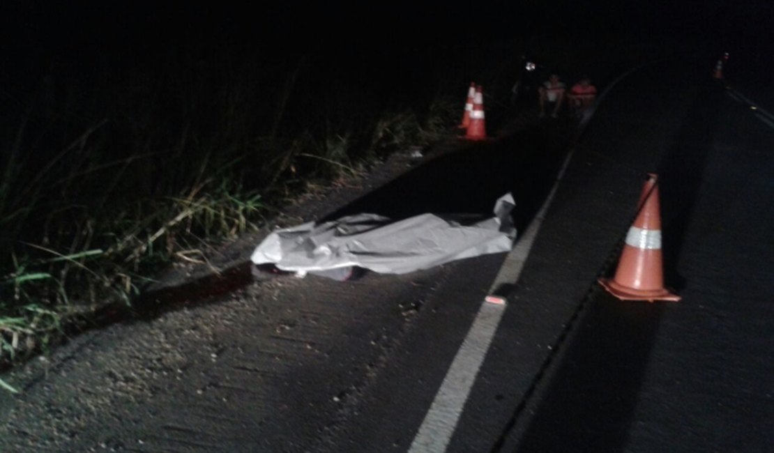 [Vídeo] Primos sem capacete caem da moto e morrem no acidente