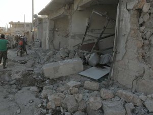 Explosão em depósito de armas mata 39 pessoas na Síria