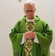 Vaticano divulga primeiras imagens do papa desde a cirurgia