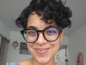 Conheça a gravurista arapiraquense que foi premiada entre os 100 melhores artistas da América Latina