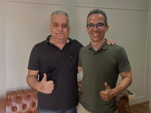 Ex-reitor da Uncisal pode ser alternativa do PL para o governo de AL