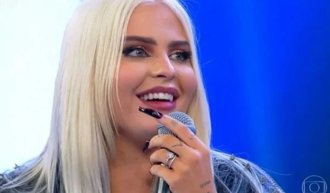 Luísa Sonza interrompe música por briga na plateia: “No meu show, não”