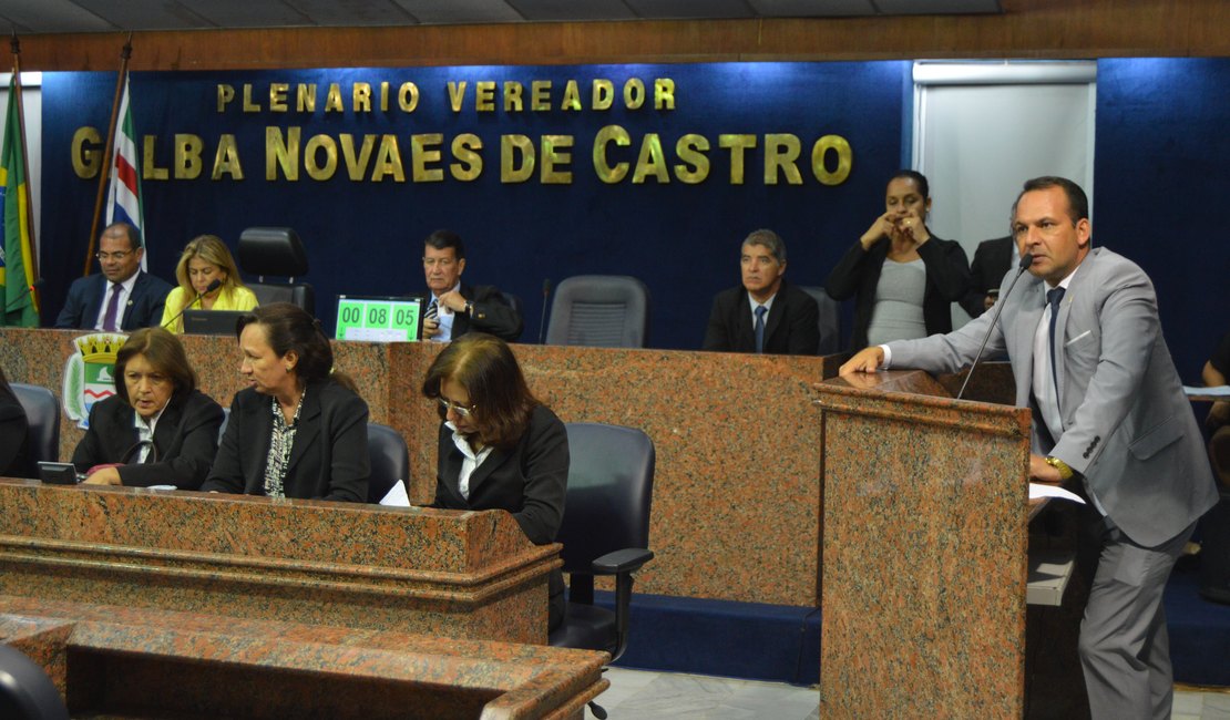 Vereadores de Maceió assinam Moção de Pesar por parlamentar assassinada no Rio
