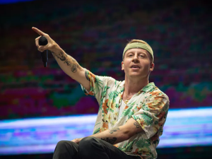 Macklemore é retirado de turnê de Ed Sheeran após discurso pró-Palestina