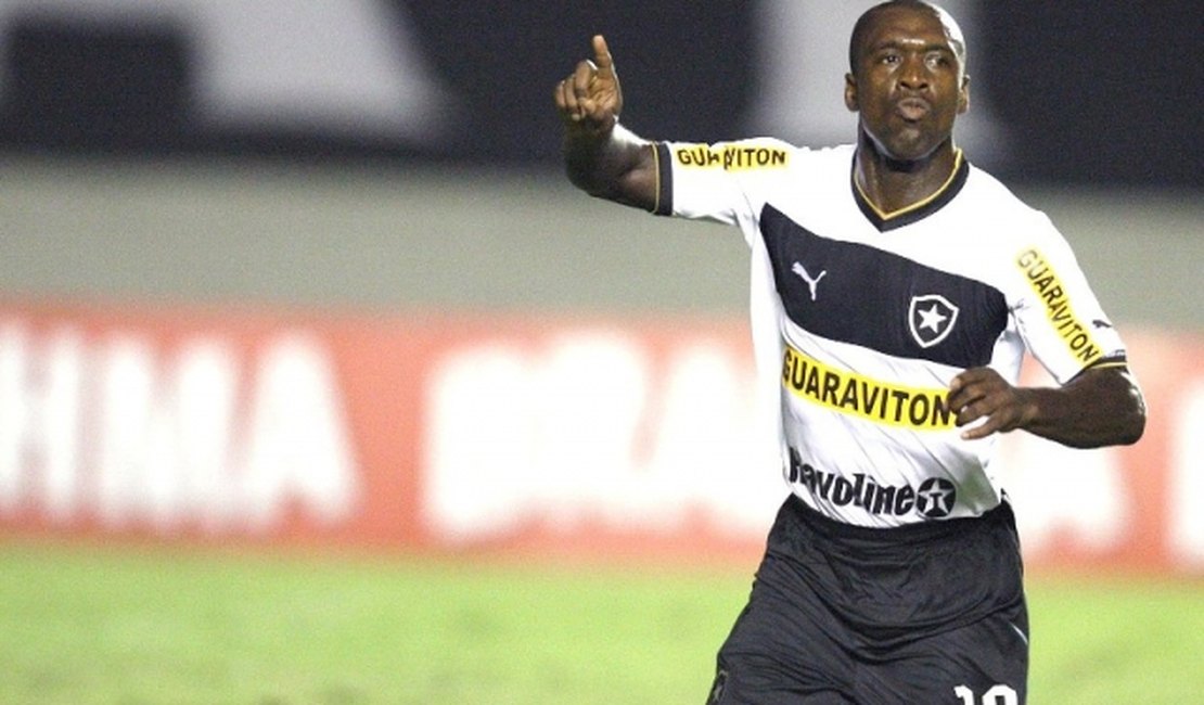 Assumpção diz que Seedorf quer treinar o Botafogo no futuro