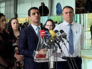 Prisão domiciliar de Bolsonaro complica articulações no PL alagoano