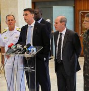 Comandantes do Exército, Marinha e Aeronáutica pedem demissão conjunta em protesto contra Bolsonaro