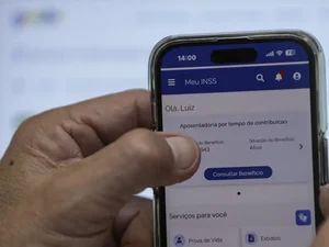 Segurados do INSS podem pedir devolução de descontos ilegais