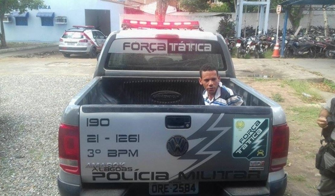 Homem é preso após assaltar jovem em Arapiraca