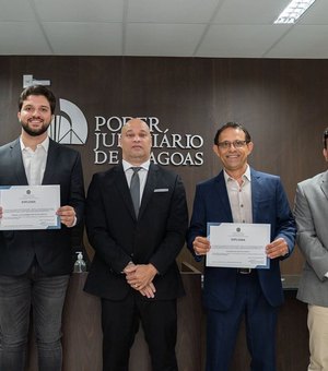 Lucas Santos e Wagner Santos são diplomados em Traipu