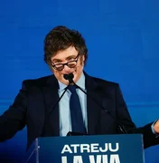 Governo de Javier Milei negocia para que argentinos entrem nos EUA sem visto
