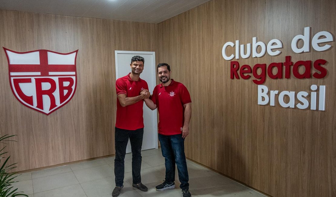 CRB realiza treino no CT Ninho do Galo com presença do novo coordenador técnico