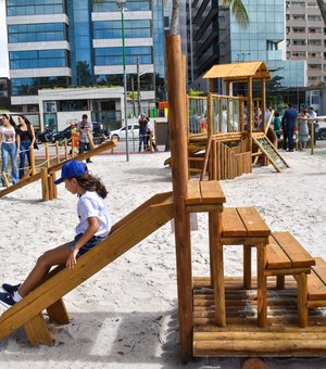 Prefeito Rui Palmeira inaugura novo Parque Infantil Sustentável 