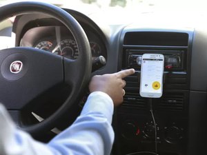 Preço da gasolina afeta cancelamentos e tempo de espera em apps de transporte em Maceió aumenta