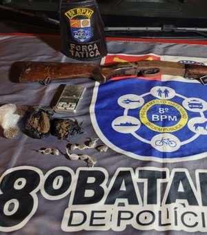 Força tática  prende homem com drogas e arma de fogo em Rio Largo