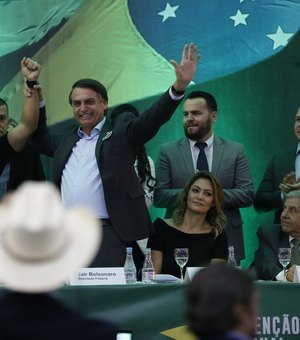 Bolsonaro é o sétimo a registrar candidatura à Presidência