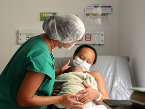 Índice de gravidez na adolescência recua quase 48% em Alagoas no período de 10 anos