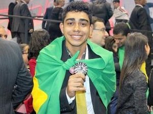 Aluno arapiraquense é o 2º melhor profissional de construção do Mundo