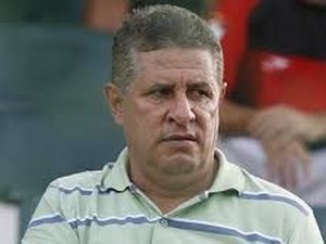 Lira, alagoano de Junqueiro, deixa o comando do Flu de Feira (BA)