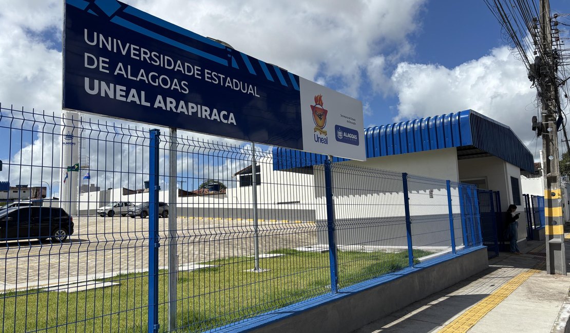 Uneal divulga resultado final do concurso para docente