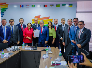 Paulo assina parceria para transformar Nordeste em líder global de produção de Hidrogênio Verde