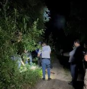Homem é achado morto com marcas de tiros na Cachoeira do Meirim, em Maceió
